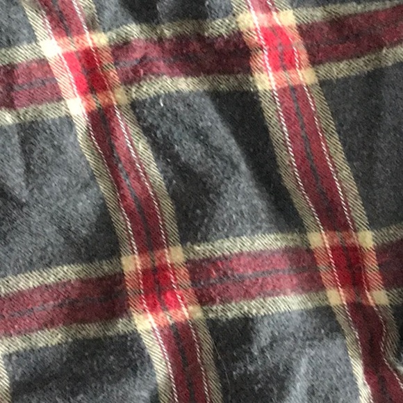 Tomboy Cropped Flannel Shirt - Picture 6 of 6